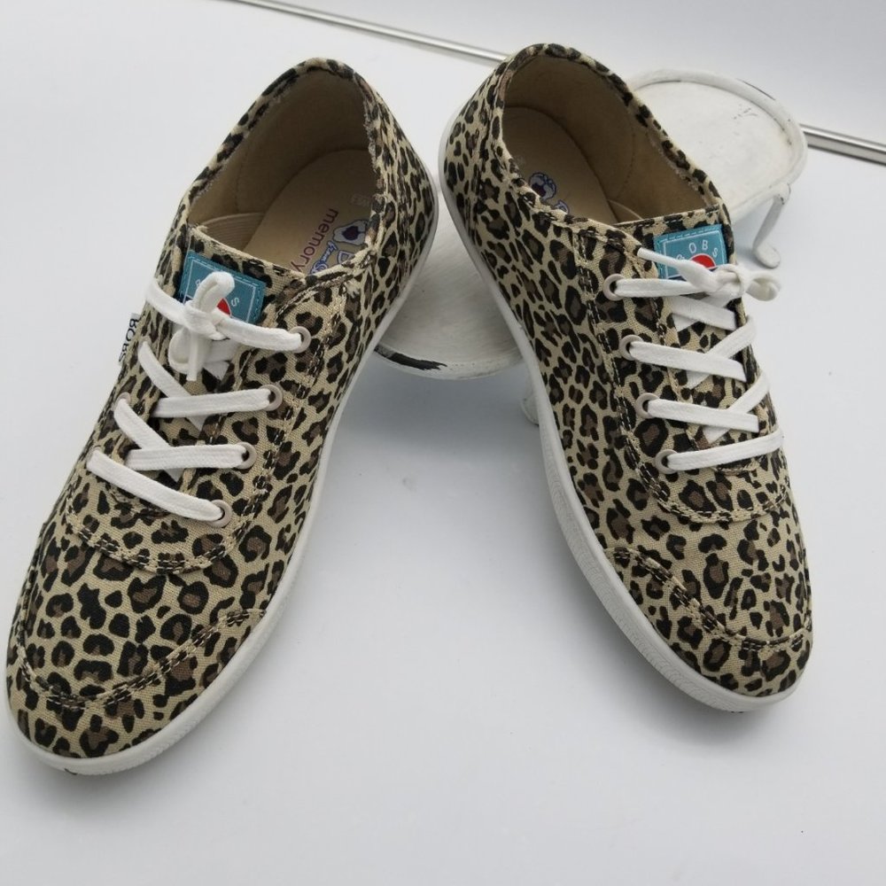 Bob's by Skechers Memory Foam Animal Print Fashion Sneakers Size 9.5